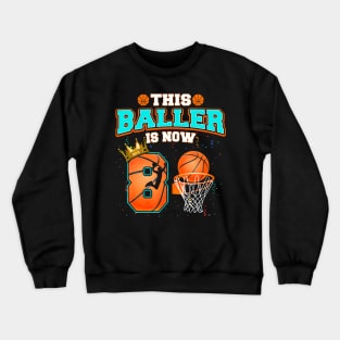 Basketball Boys 8Th Birthday This Baller Is Now 8 Crewneck Sweatshirt